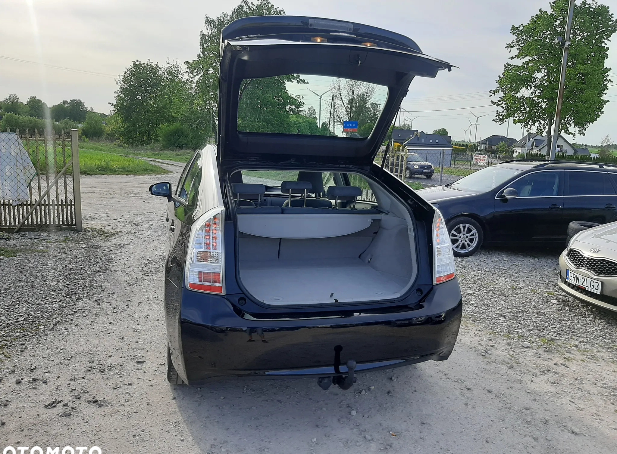 Toyota Prius cena 33700 przebieg: 253144, rok produkcji 2010 z Mszana Dolna małe 379